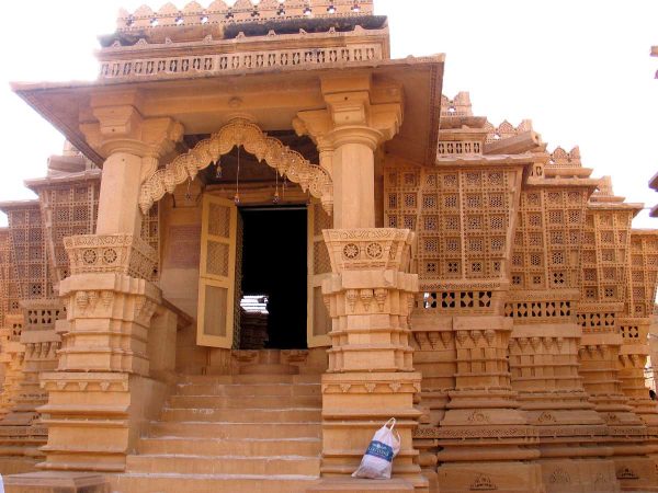 Lodurva_jain_temple